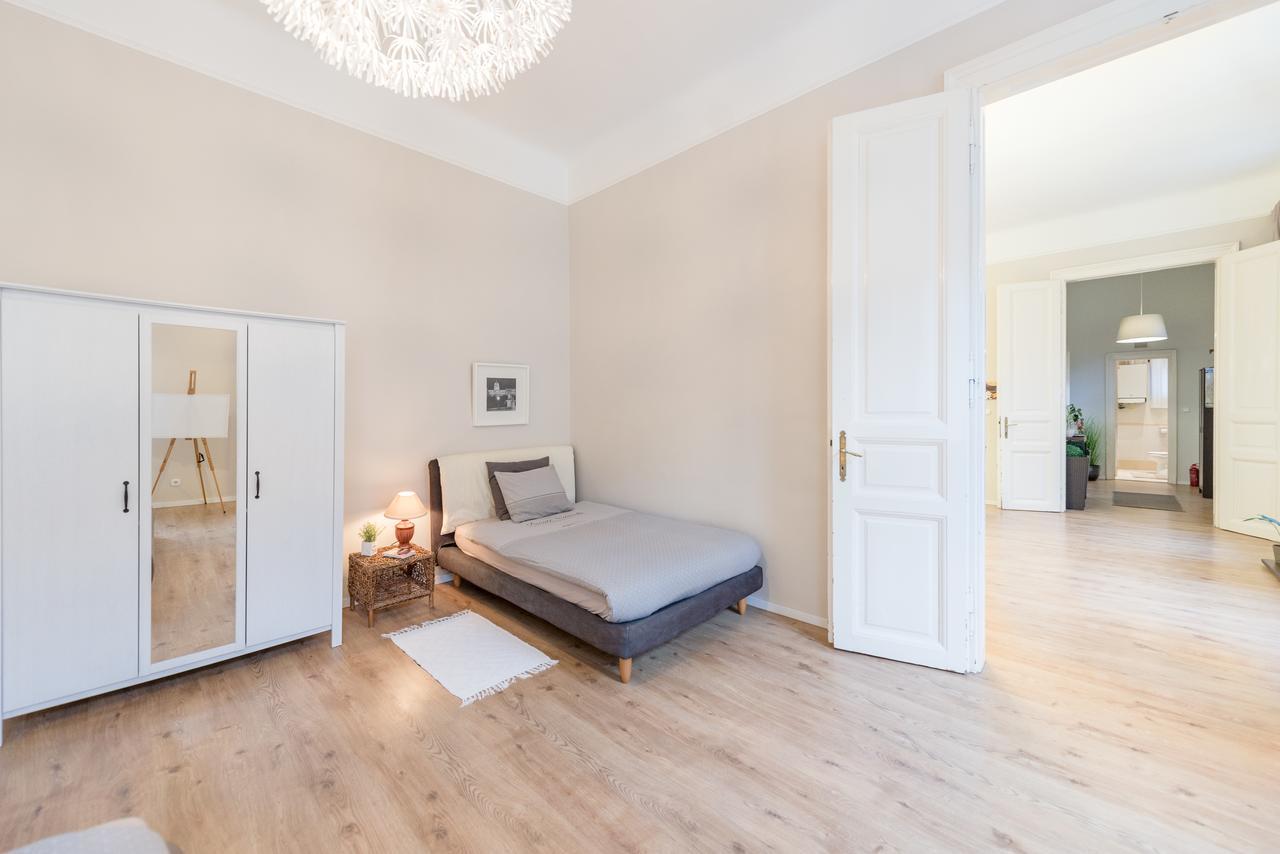 בודפשט Paulay Apartment מראה חיצוני תמונה