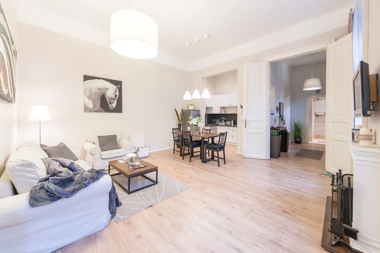 בודפשט Paulay Apartment מראה חיצוני תמונה